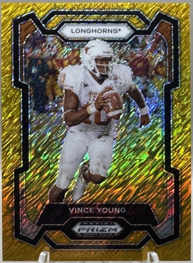 Vince Young [Gold Shimmer] #25