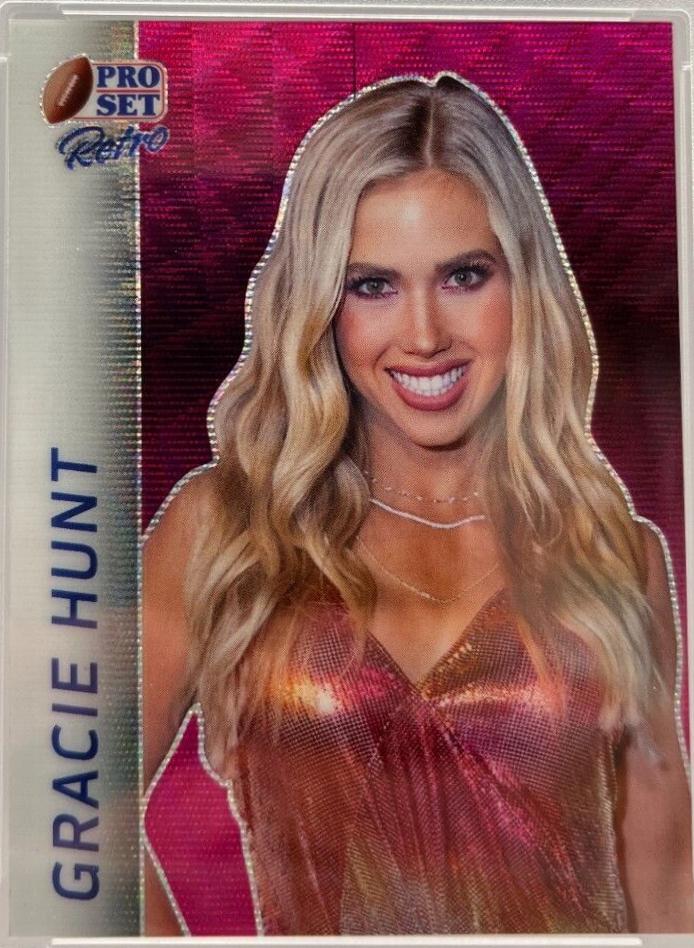 Gracie Hunt [Pink Wave] #RB-42
