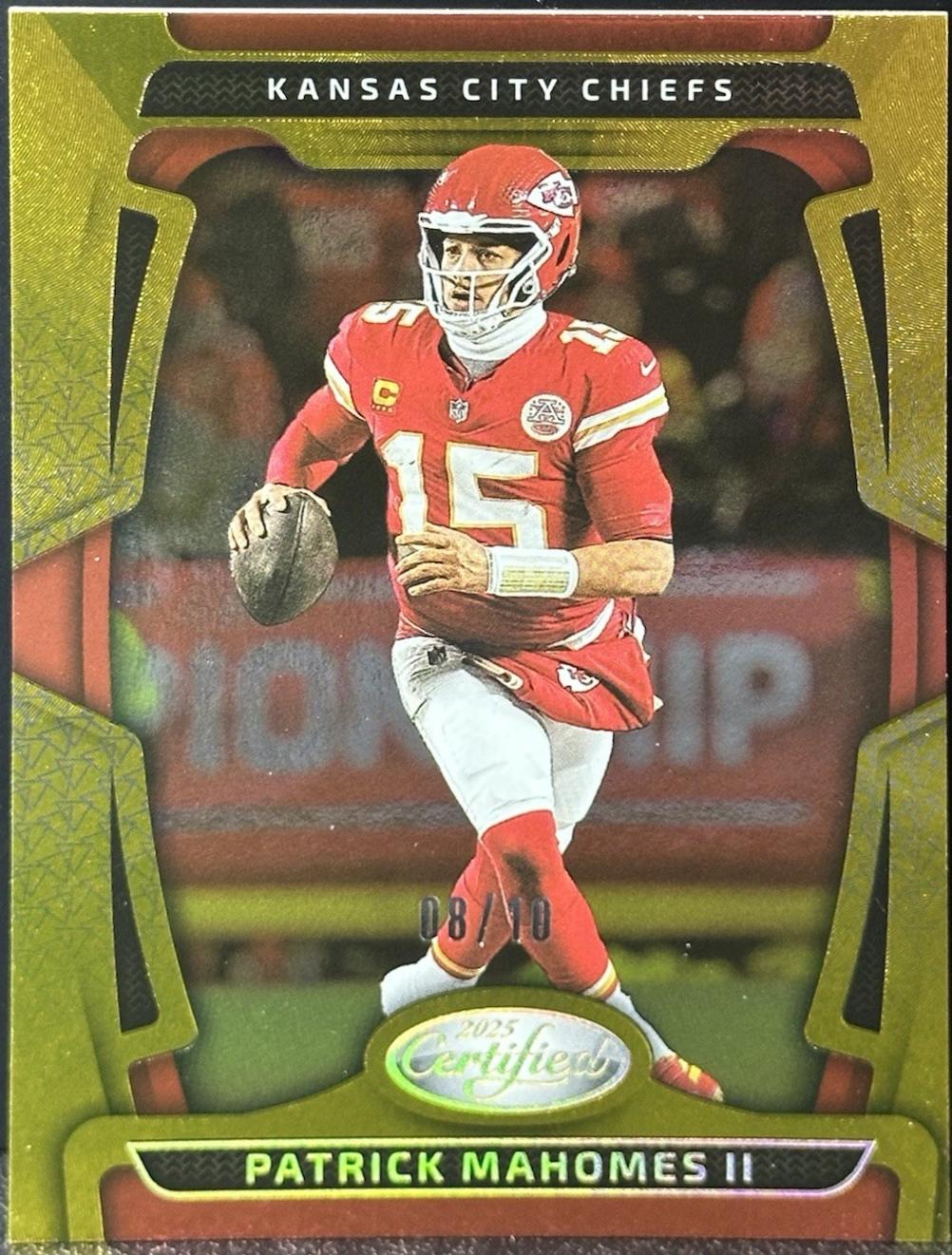 Patrick Mahomes II [Gold Mirror] #51