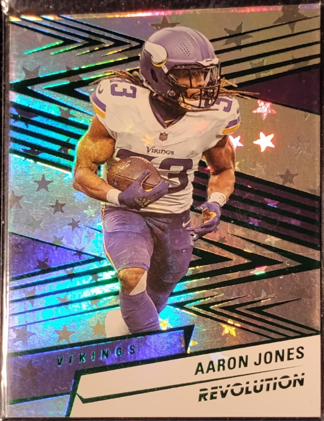 Aaron Jones [Green Astro] #89