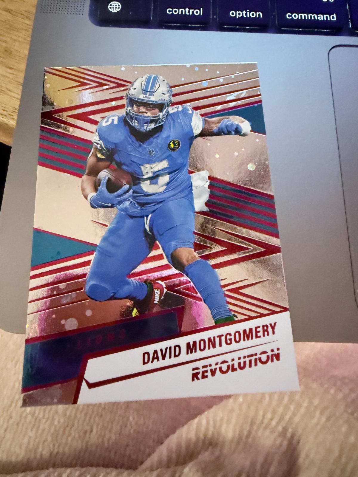 David Montgomery [Red Cosmo] #105