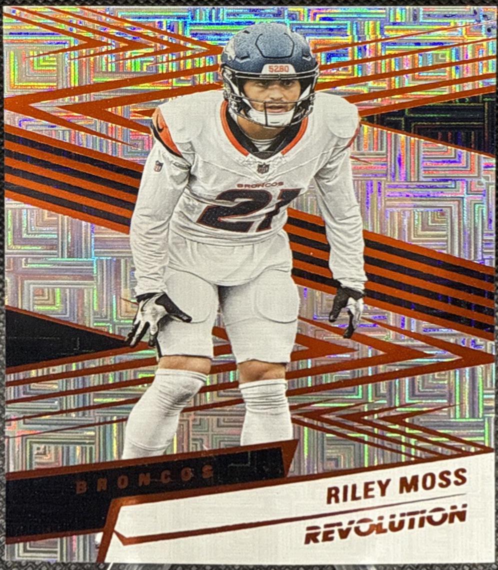 Riley Moss [Orange Levels] #108