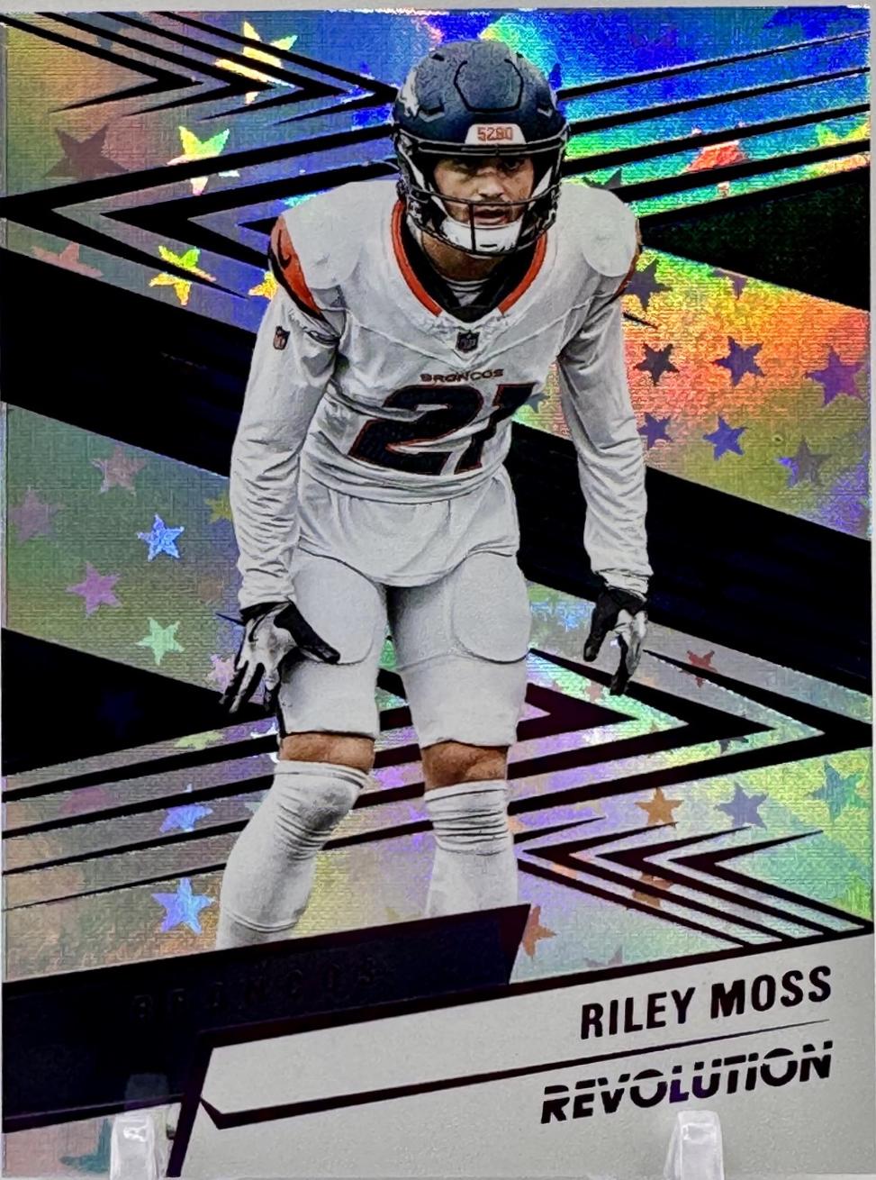 Riley Moss [Purple Astro] #108