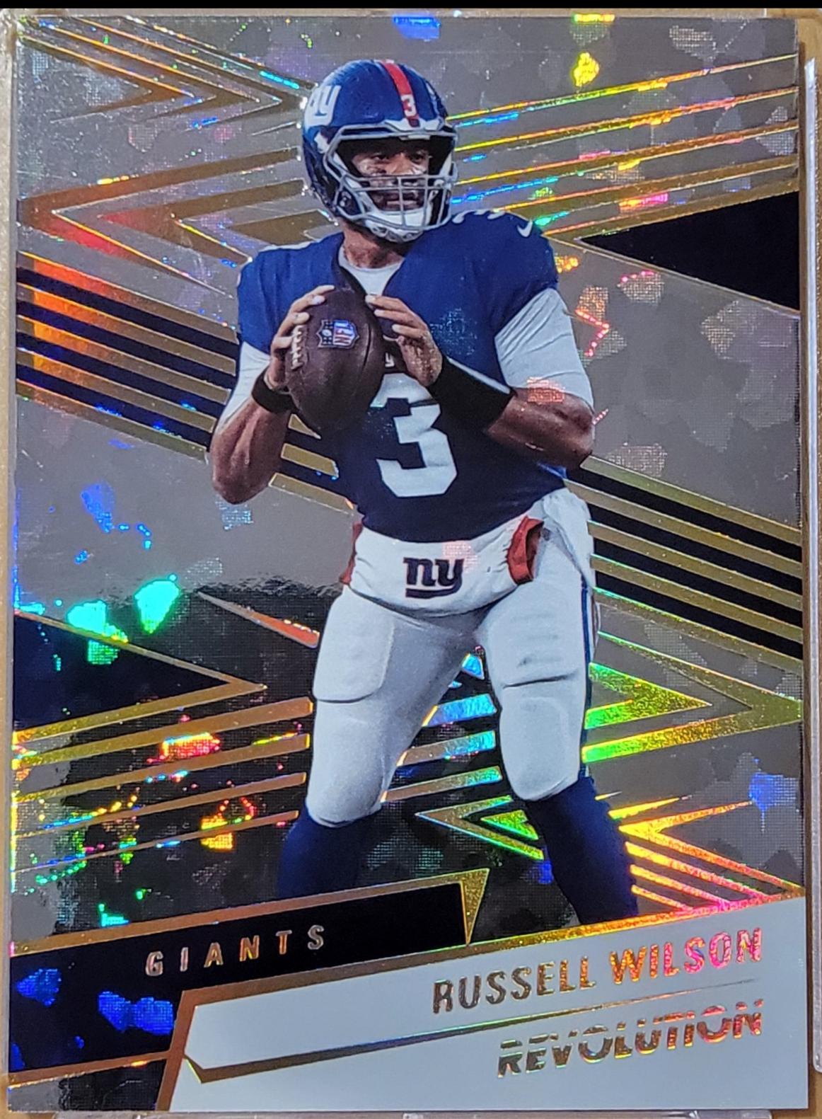 Russell Wilson [Holo Gold] #114