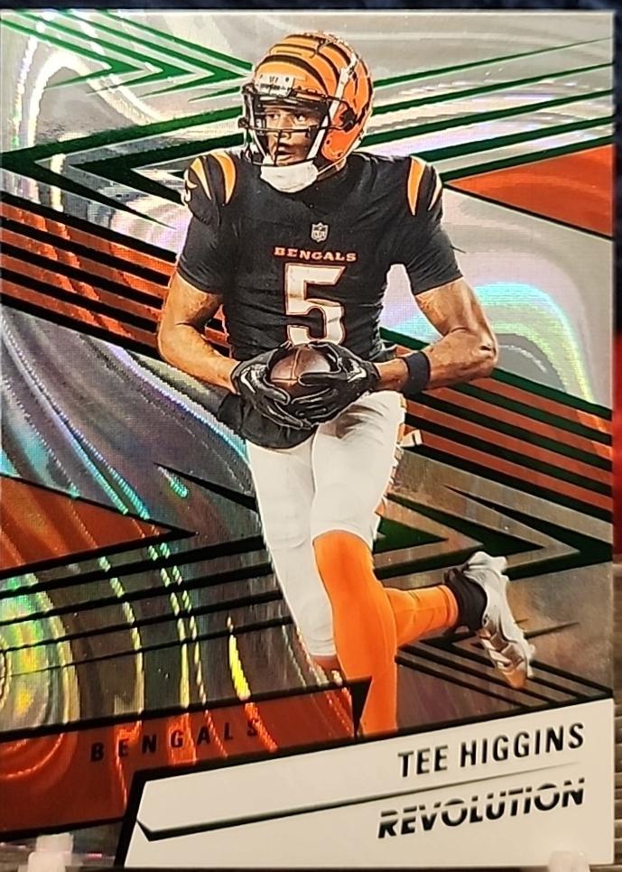 Tee Higgins [Green Swirl] #178