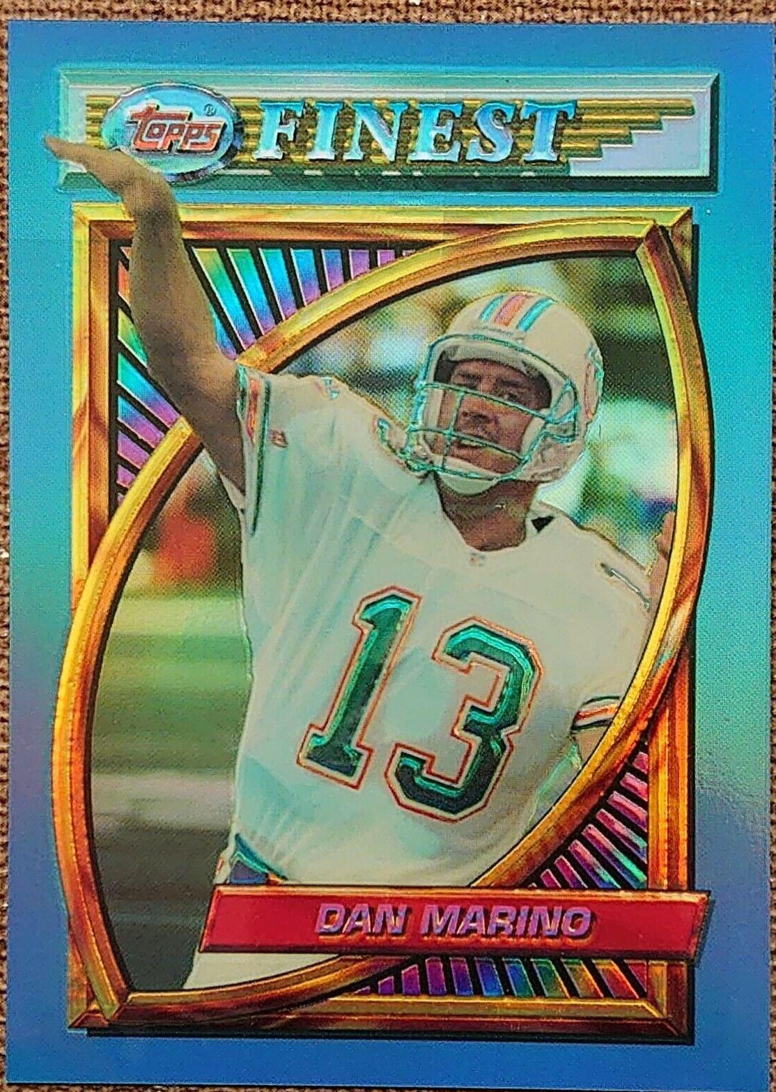 Dan Marino [Refractor] #142