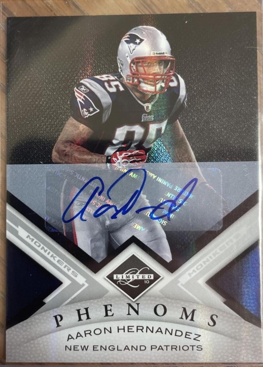 Aaron Hernandez [Monikers Autograph Silver] #151