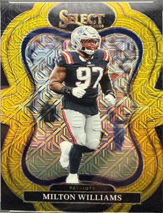 Milton Williams [Gold Prizm] #380