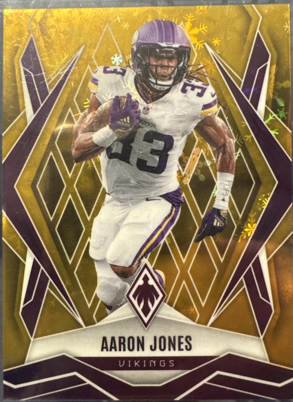 Aaron Jones [Gold Winter] #85