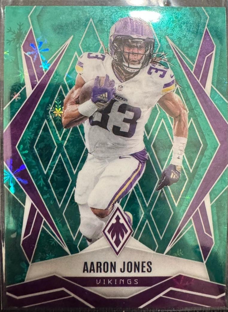 Aaron Jones [Green Winter] #85