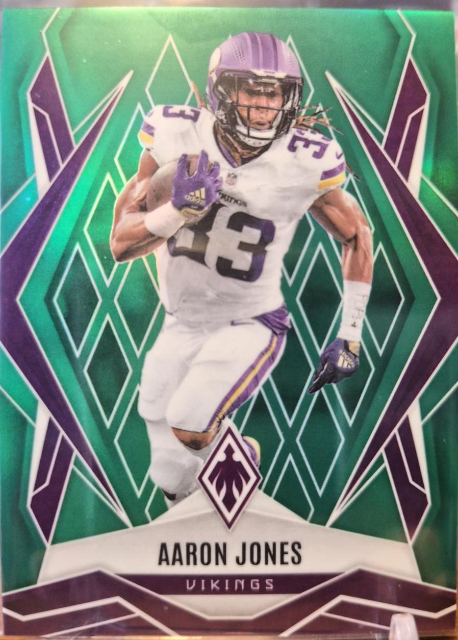 Aaron Jones [Green] #85