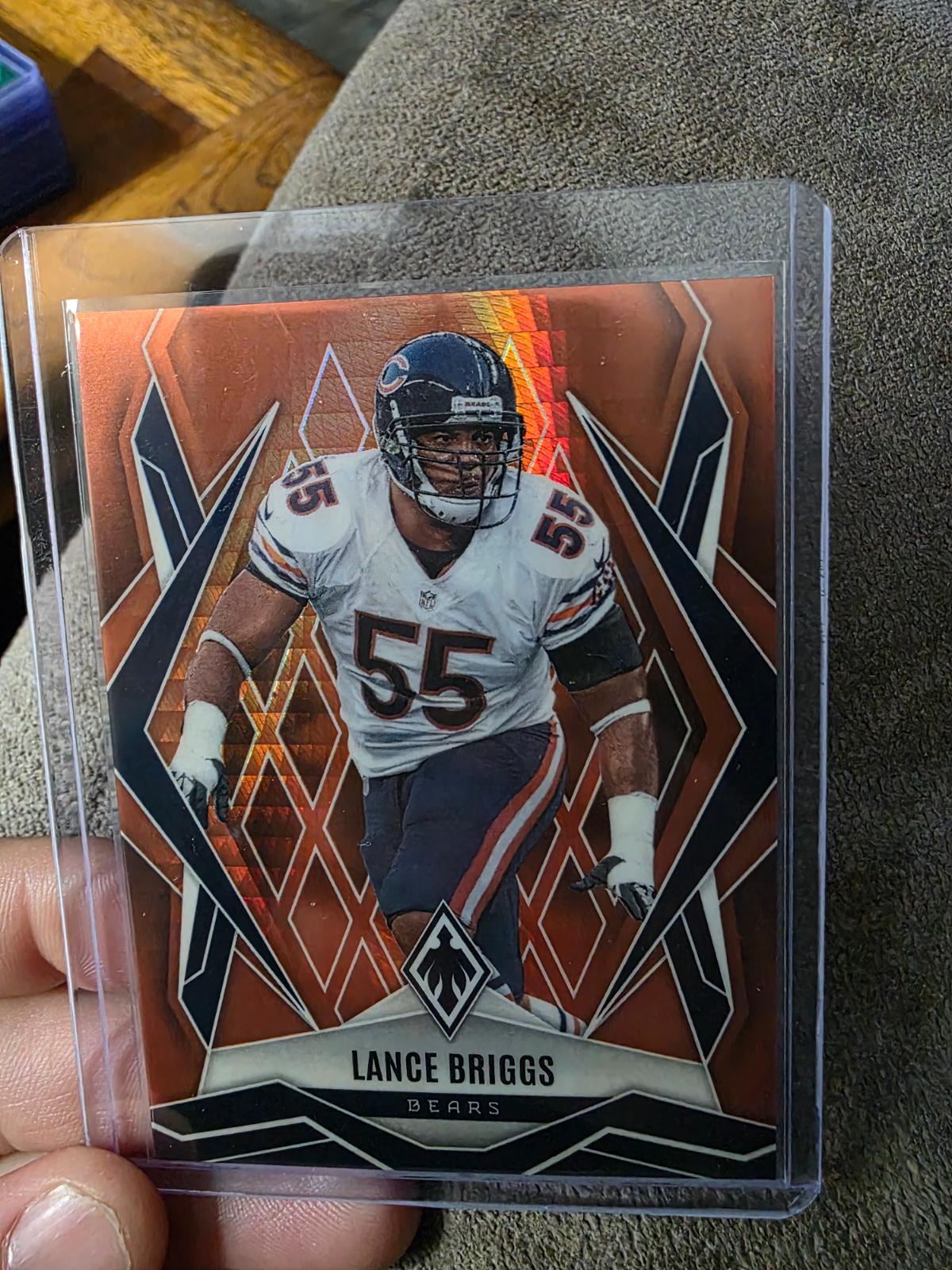 Lance Briggs [Orange Hyper] #90