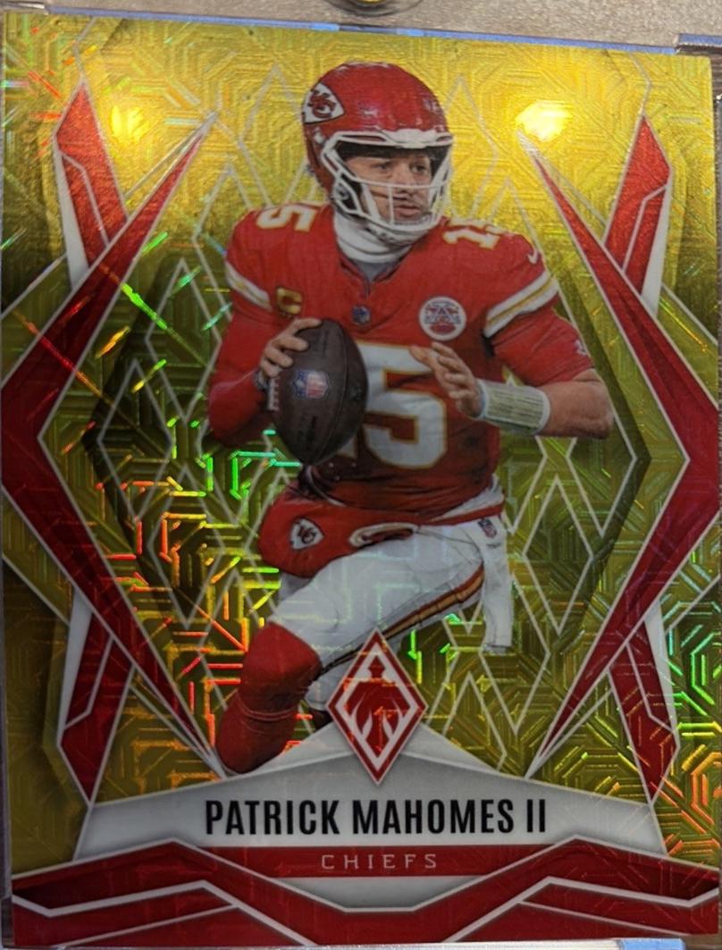 Patrick Mahomes II [Gold Mojo] #1