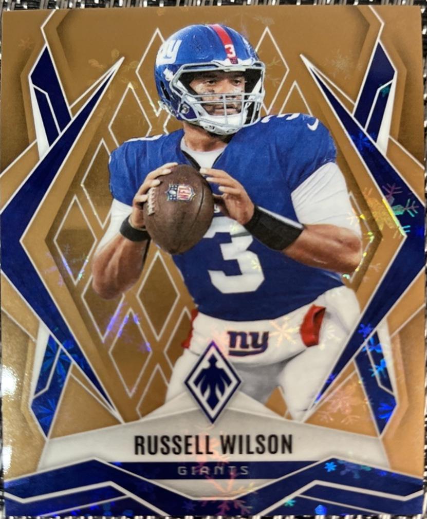 Russell Wilson [Bronze Winter] #28