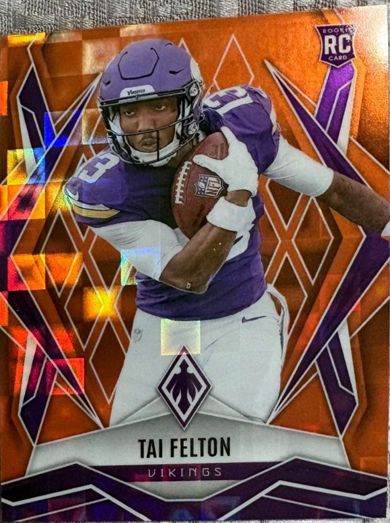 Tai Felton [Orange Pandora] #171