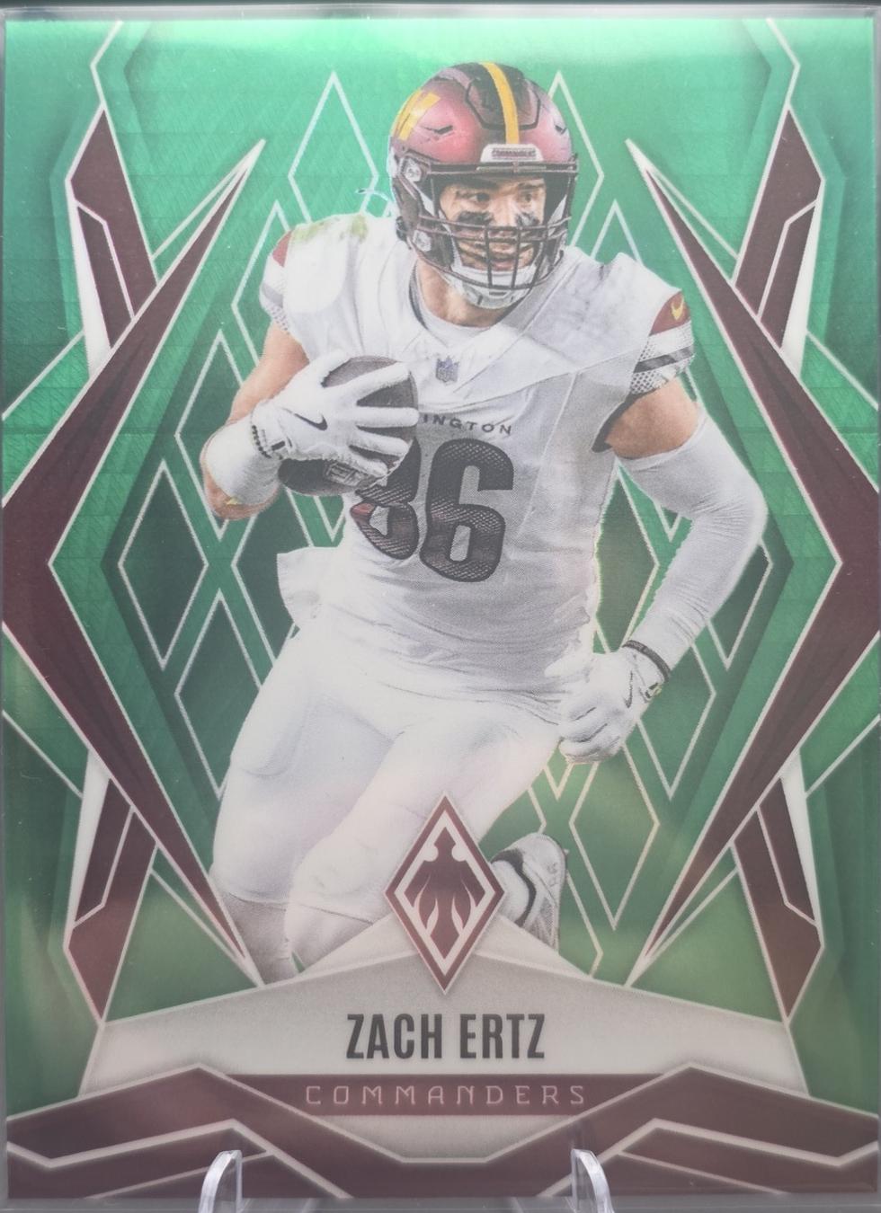Zach Ertz [Green Hyper] #32
