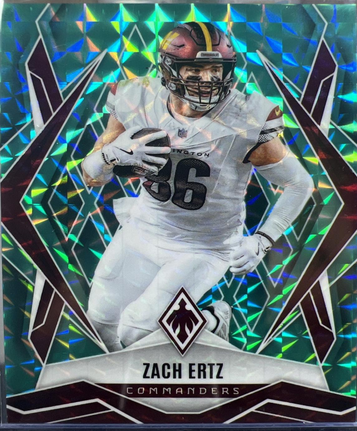 Zach Ertz [Teal Pyramids] #32