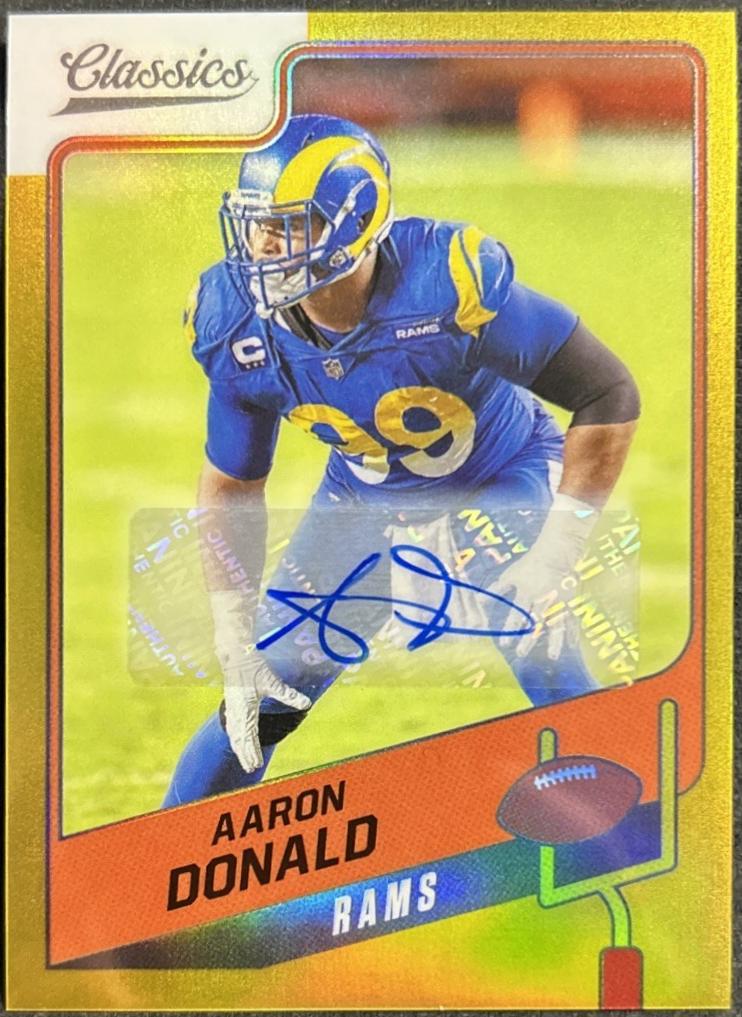 Aaron Donald [Premium Edition Significant Signature Gold] #81