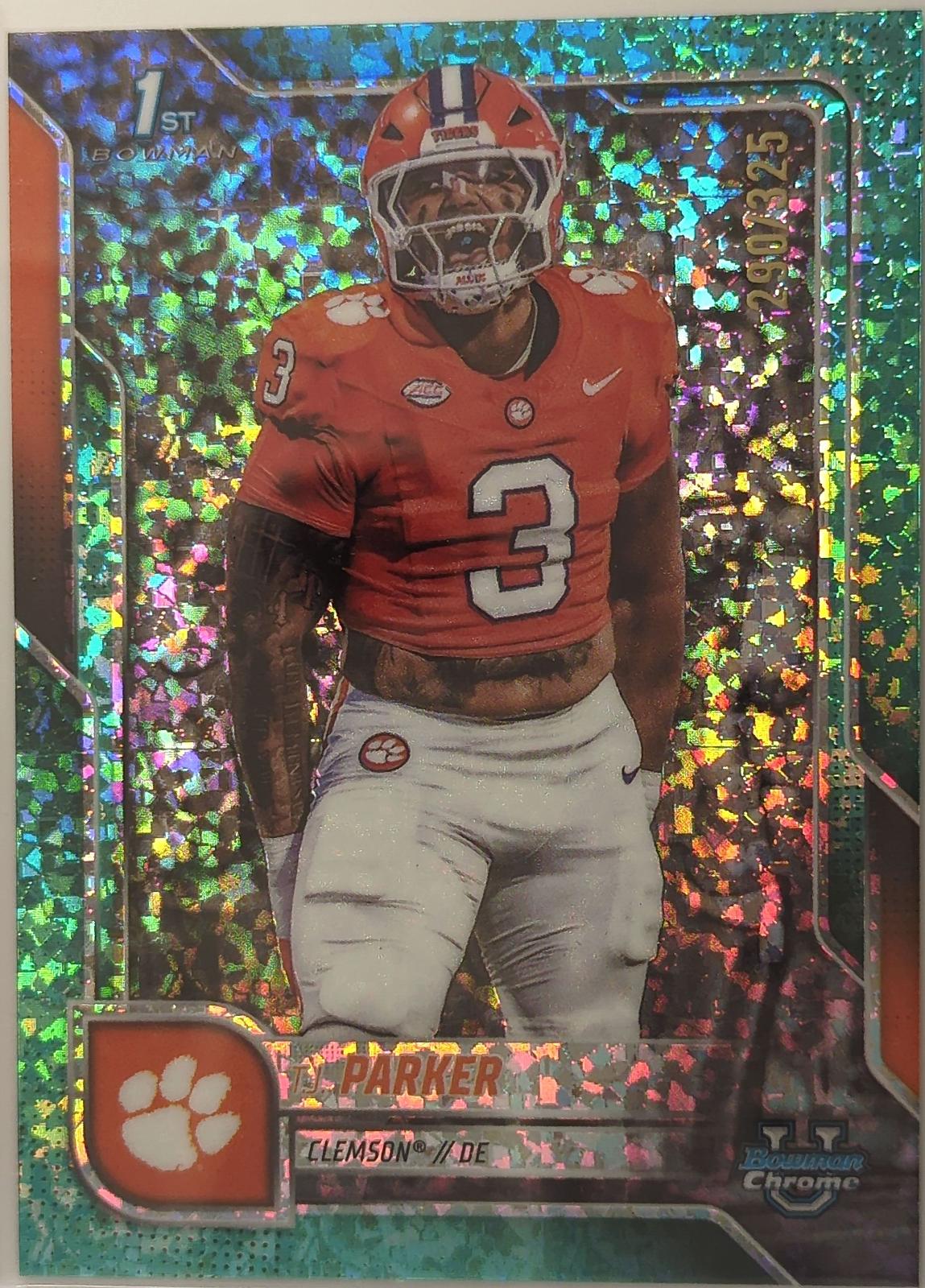 T.J. Parker [Aqua Mini-Diamond Refractor] #114