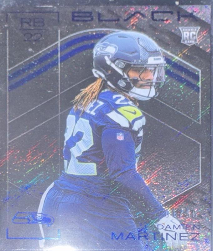 Damien Martinez [Sapphire] #192