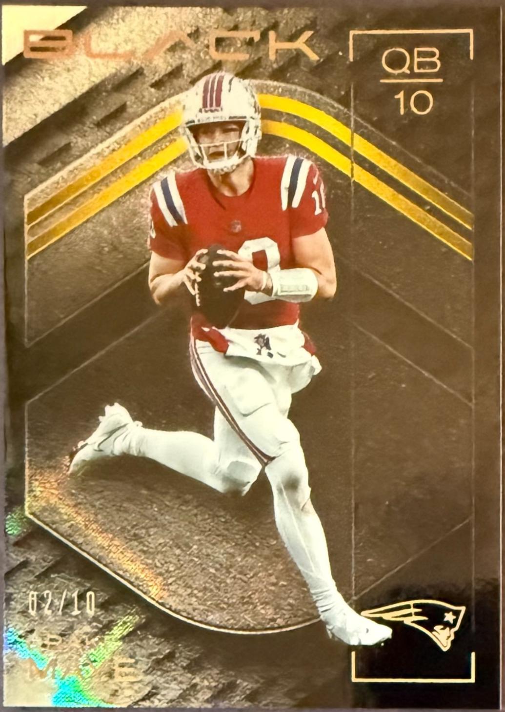 Drake Maye [Gold] #31