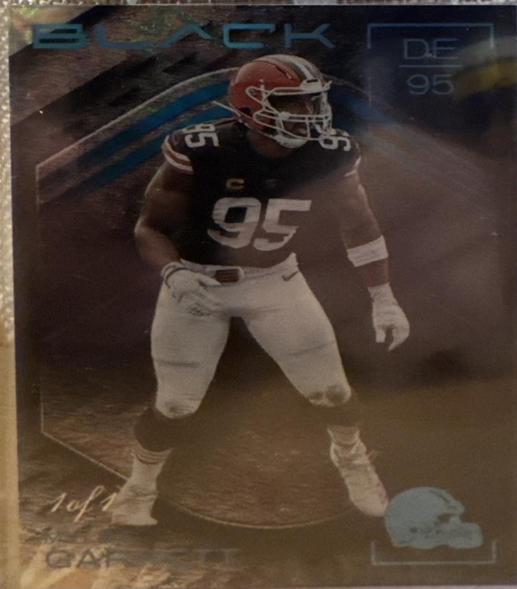 Myles Garrett [Platinum] #90