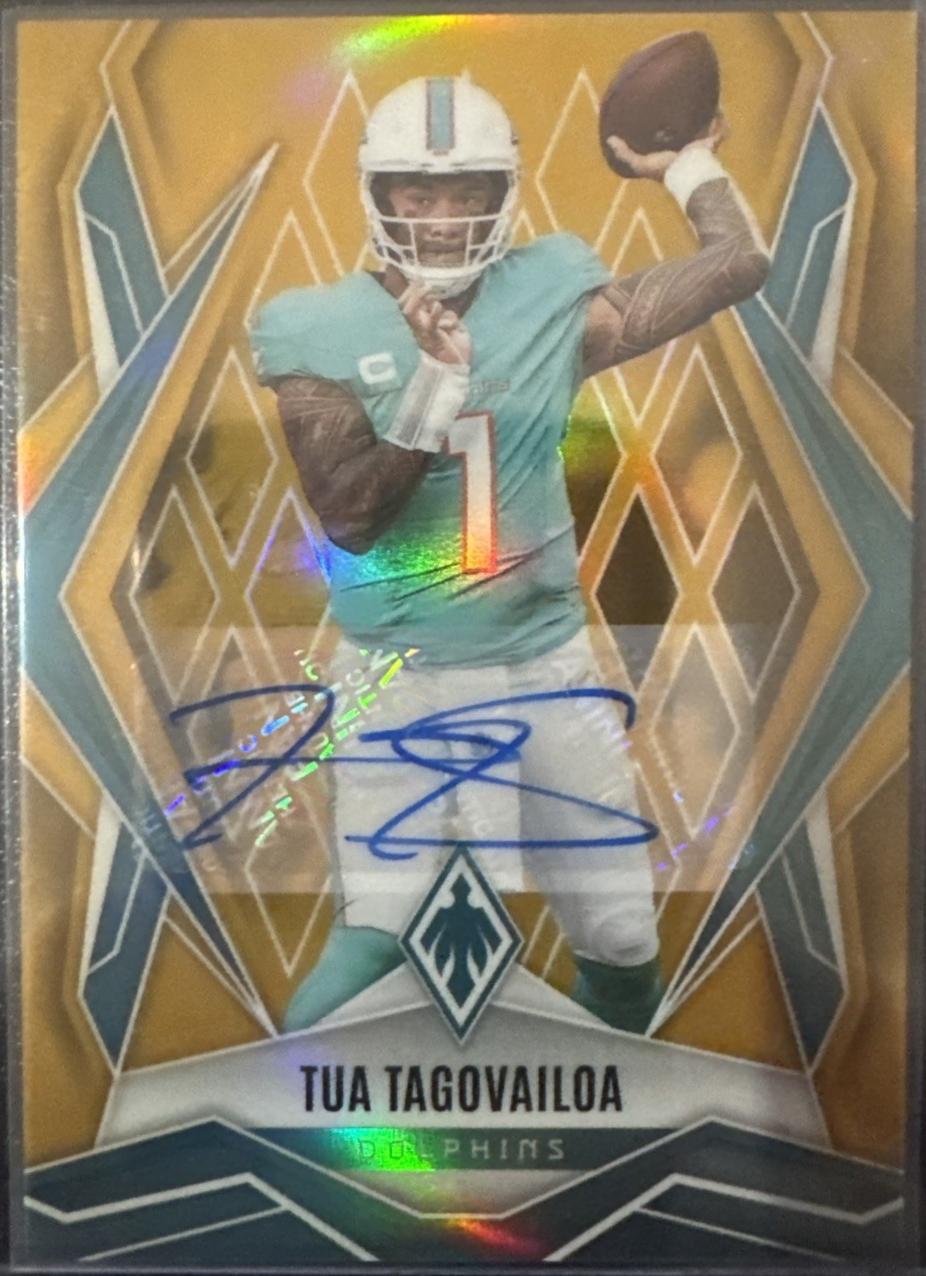 Tua Tagovailoa [Gold Autograph] #102