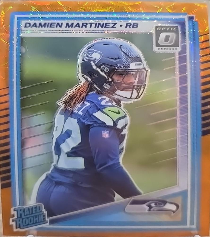 Damien Martinez [Orange Scope] #298