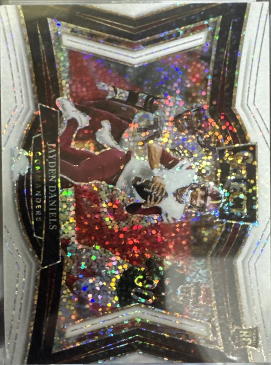 Jayden Daniels [White Sparkle Prizm] #476
