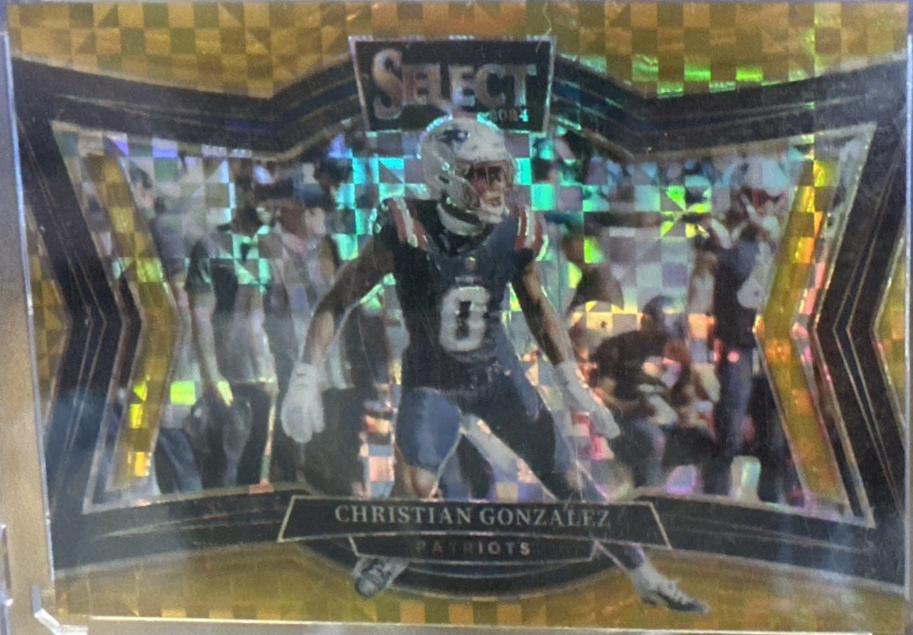 Christian Gonzalez [Gold Mojo] #419