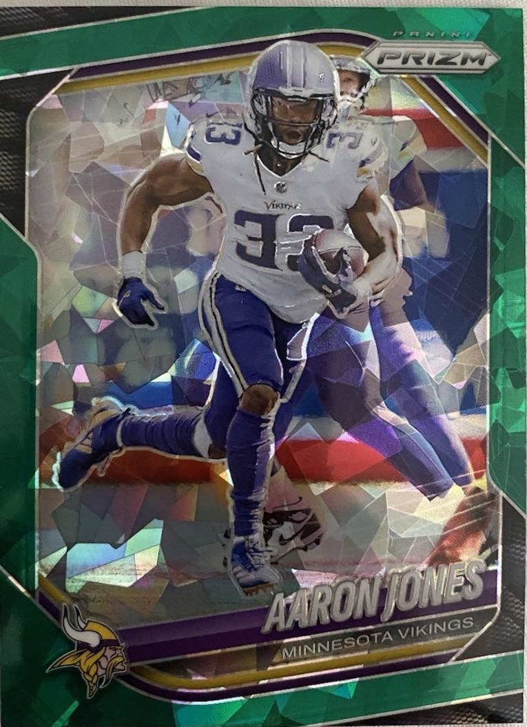 Aaron Jones [Green Ice] #7