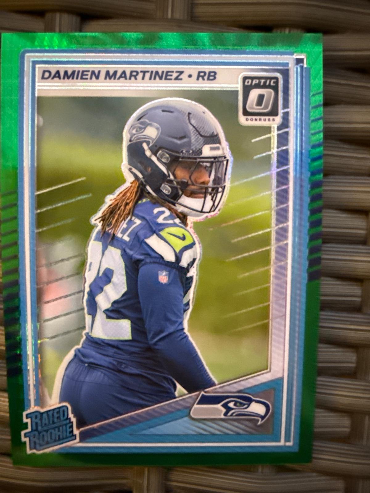 Damien Martinez [Green Hyper] #298