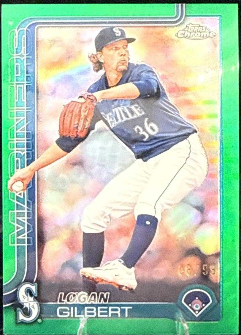 Darnell Mooney [Green Refractor] #11