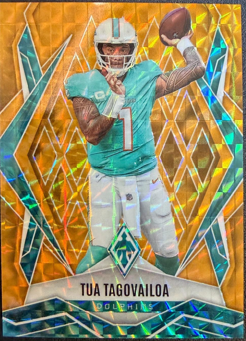 Tua Tagovailoa [Gold Hyper] #102