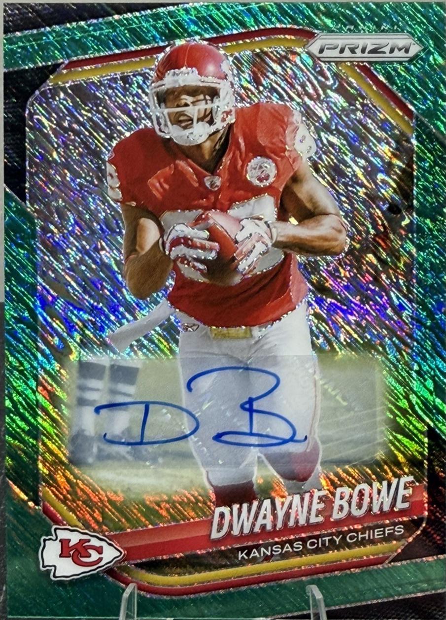 Dwayne Bowe [Green Shimmer Autograph] #46