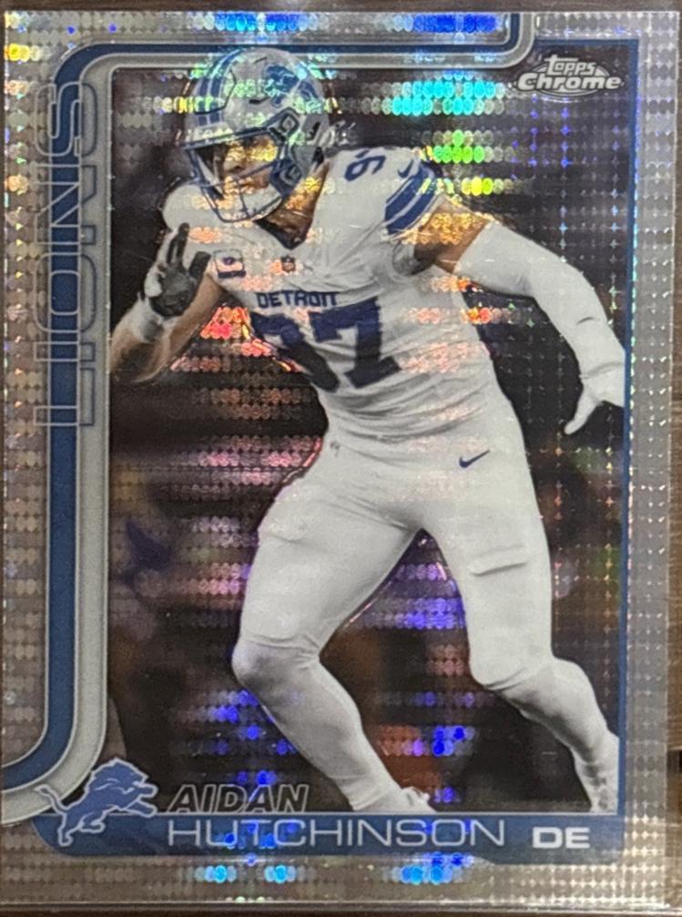 Aidan Hutchinson [Pulsar Refractor] #104