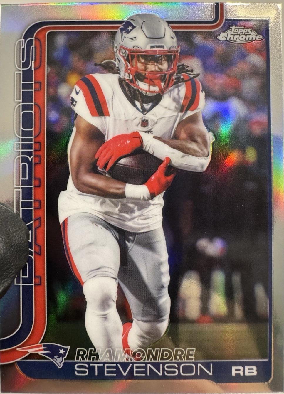 Rhamondre Stevenson [Refractor] #210