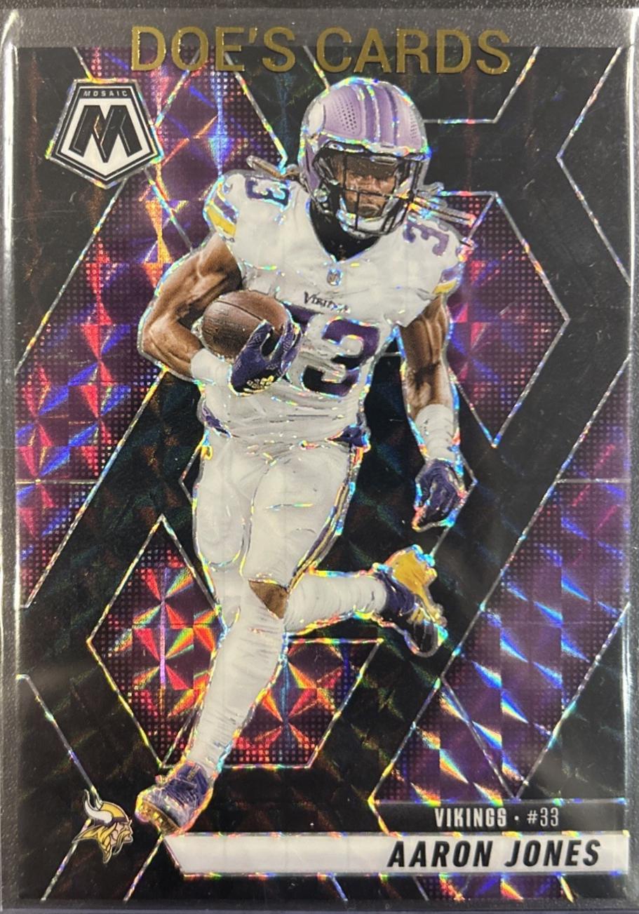 Aaron Jones [Mosaic Black] #128