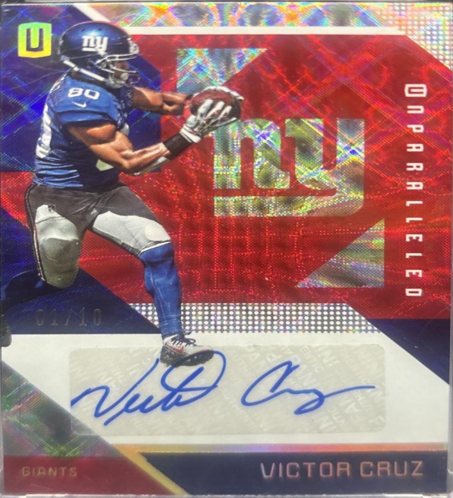 Victor Cruz [Autograph Red] #129