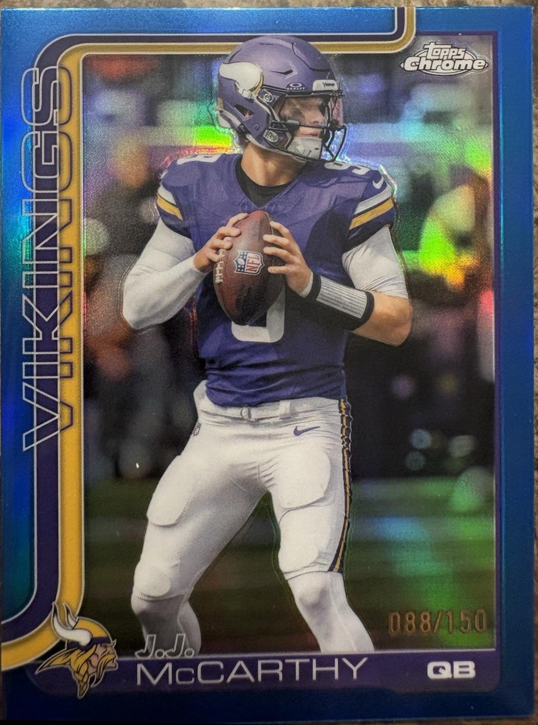 J.J. McCarthy [Blue Refractor] #199