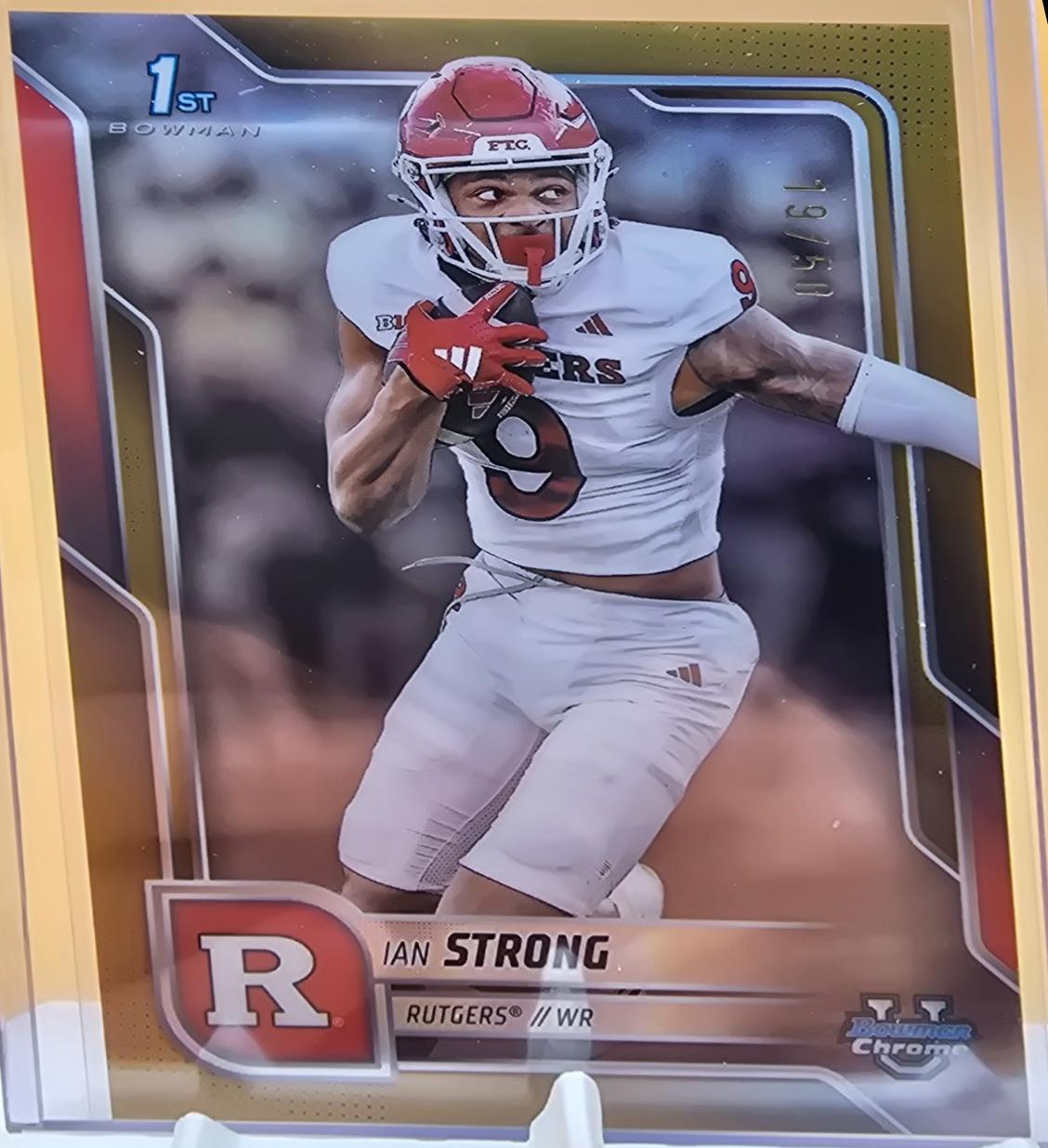 Ian Strong [Gold Refractor] #119