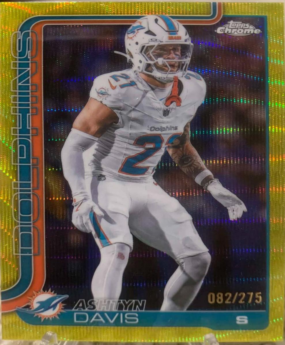Ashtyn Davis [Yellow Wave Refractor] #194