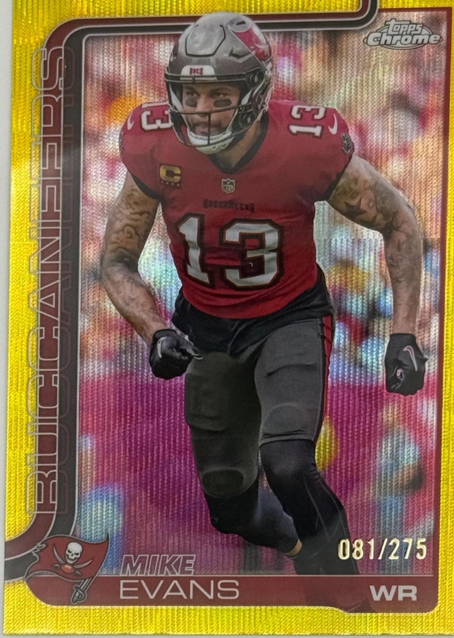 Mike Evans [Yellow Wave Refractor] #282