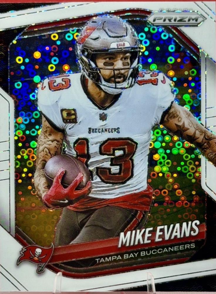 Mike Evans [White] #225