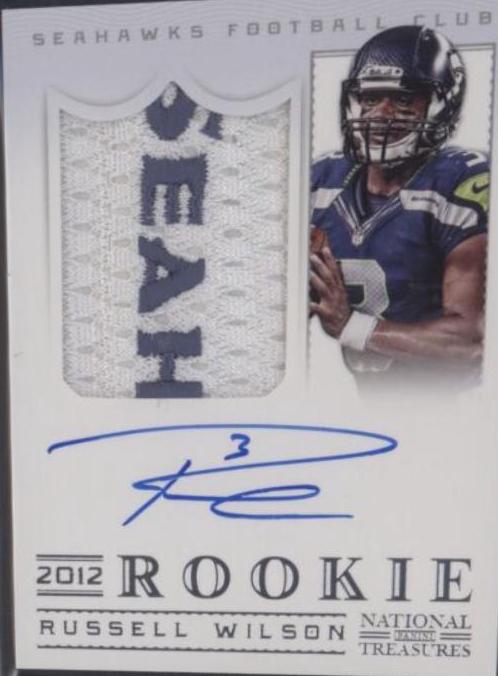 Russell Wilson [Autograph Material] #325
