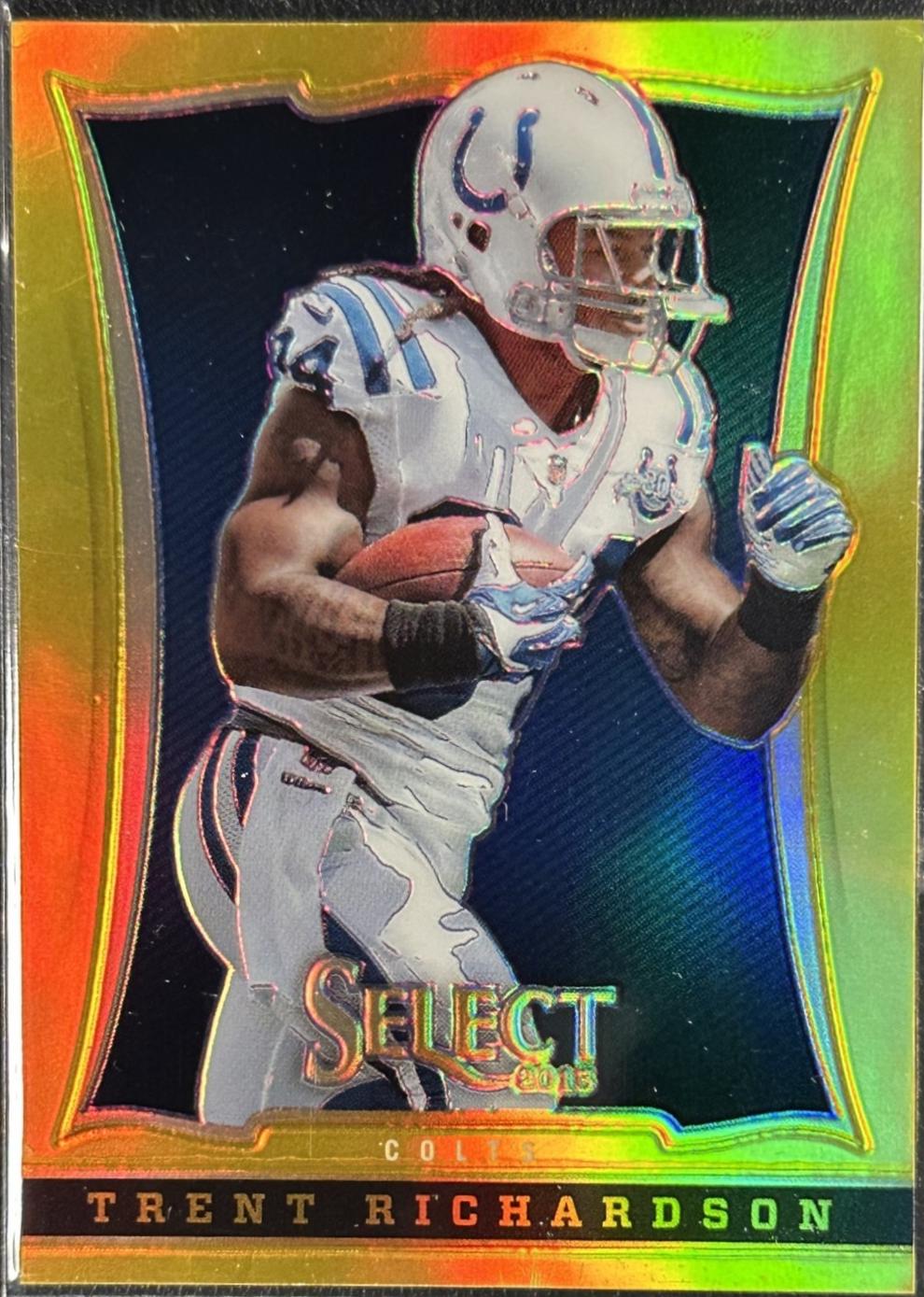 Trent Richardson [Gold Prizm] #25