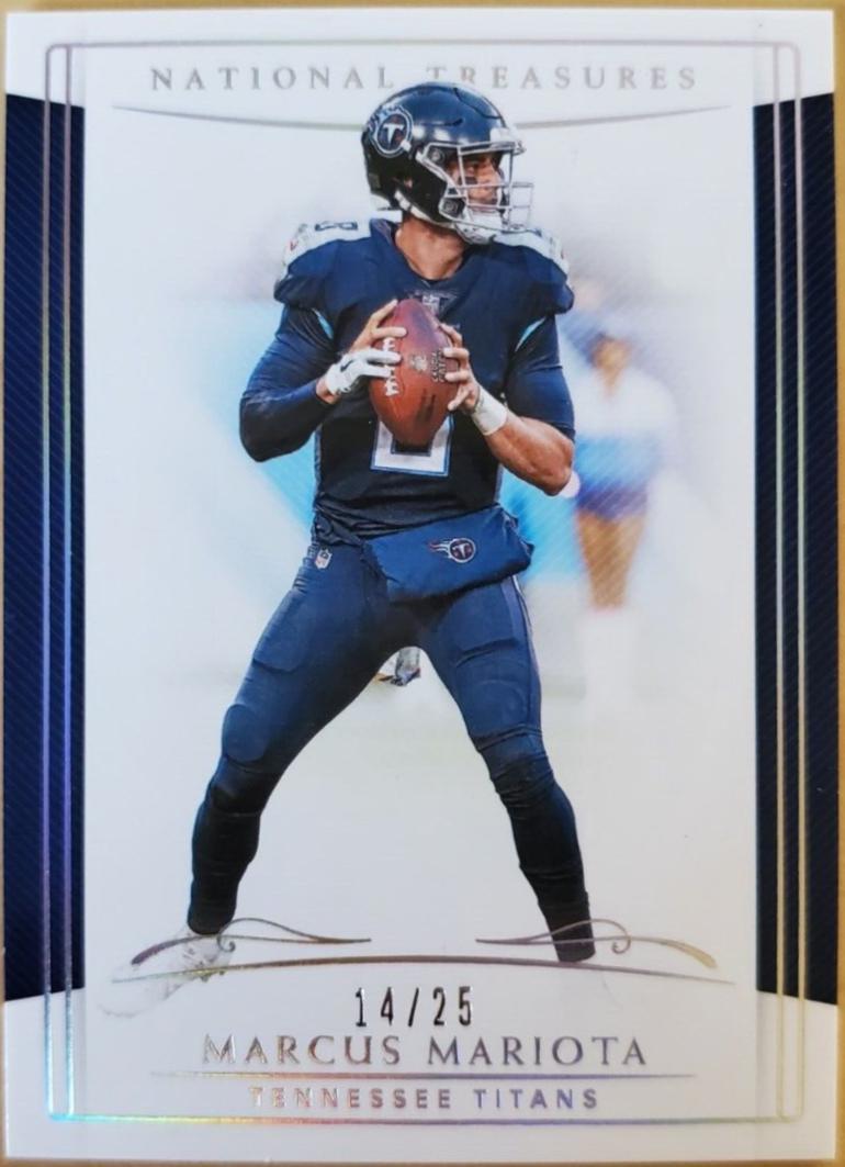 Marcus Mariota [Holo Silver] #93