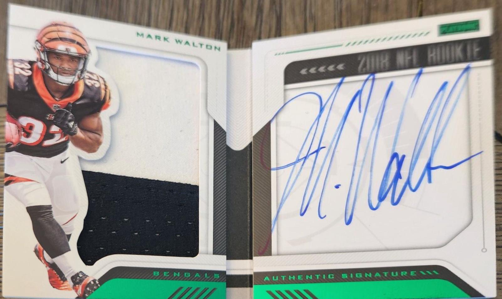 Mark Walton [Jersey Autograph Green] #221