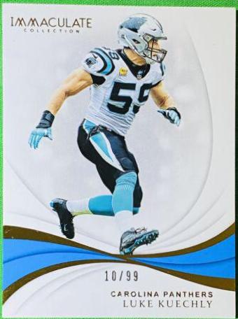 Luke Kuechly [Gold] #14