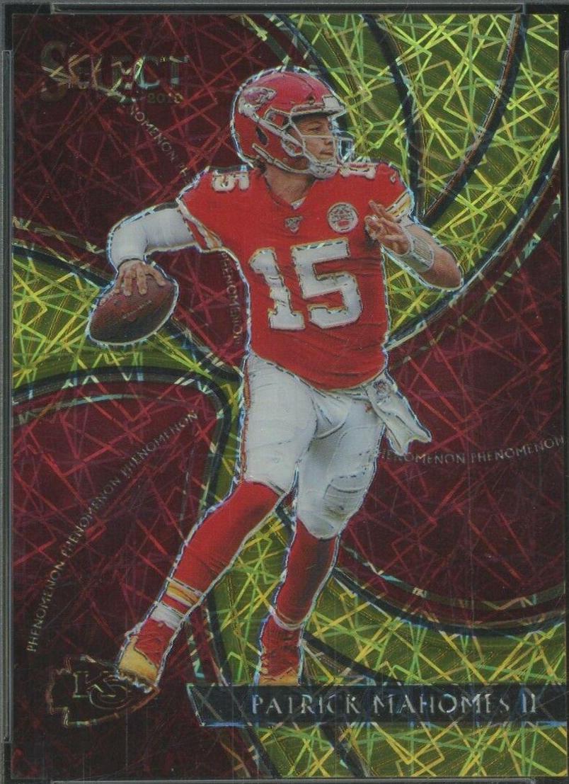 Patrick Mahomes II [Gold Prizm] #12